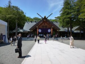 北海道神宮の境内